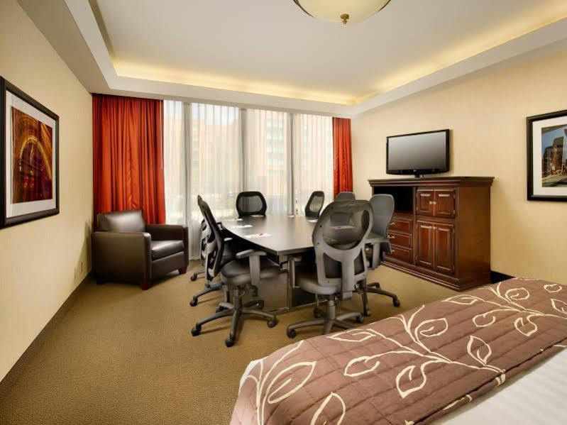 Drury Inn & Suites Columbus ดับลิน ภายนอก รูปภาพ